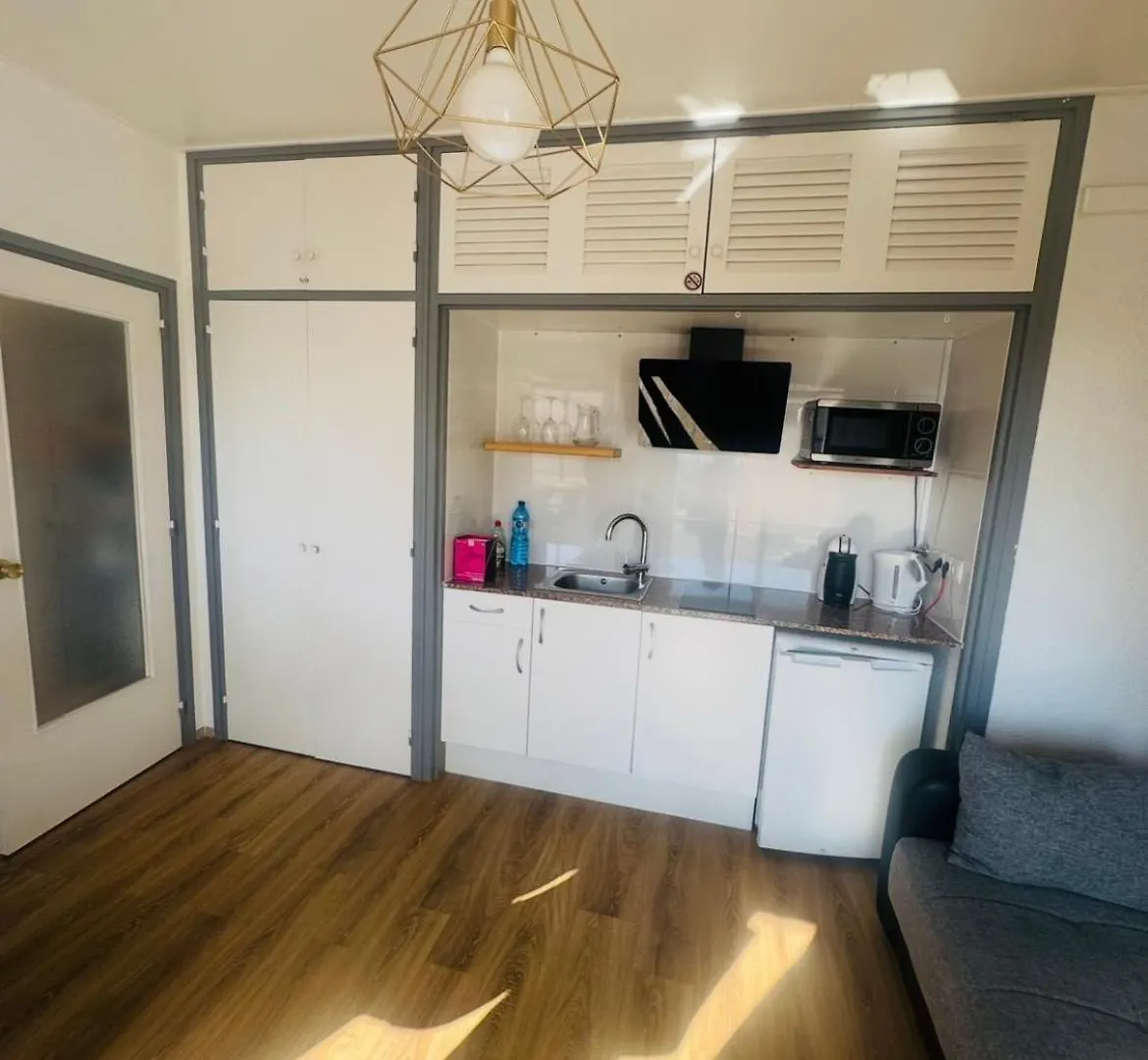 公寓 滨海略雷特Elegante Piso De Suenos Con Piscina公寓